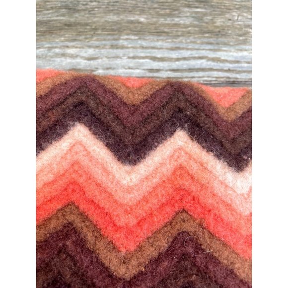Vintage Chevron Wool Small Crochet Afghan Lapghan Orange Brown Retro - Picture 10 of 13